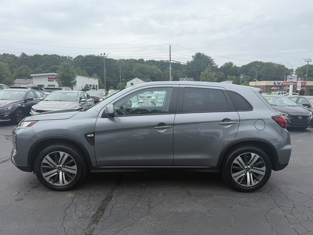 mitsubishi outlander sport 2024 JA4ARUAU4RU019119 image mitsubishi outlander sport 2024 JA4ARUAU4RU019119 image